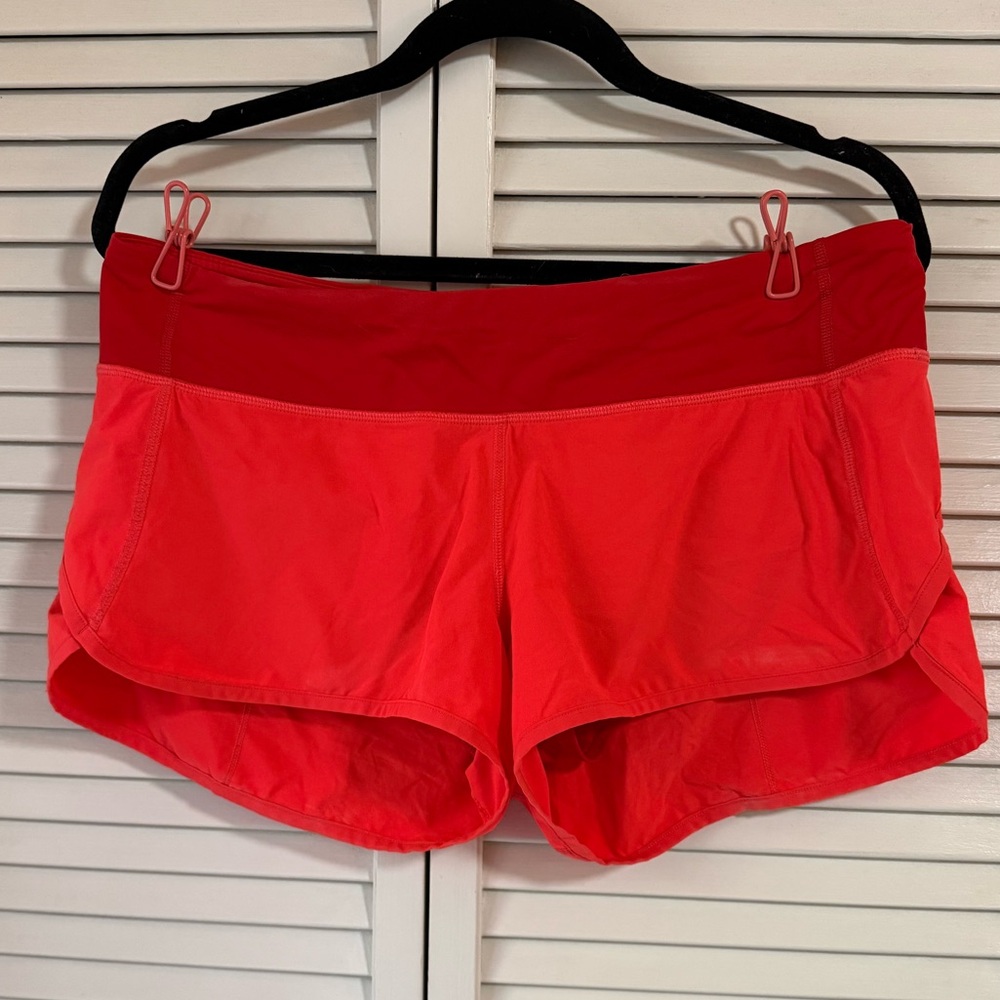 Lululemon Speed Up Low-Rise Lined Short 2.5" - Red, Size 10